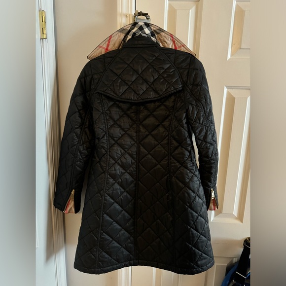 Burberry Quilted Jacket - Picture 5 of 6